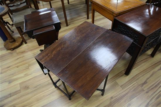 A George III mahogany drop leaf spider leg table, extended W.3ft